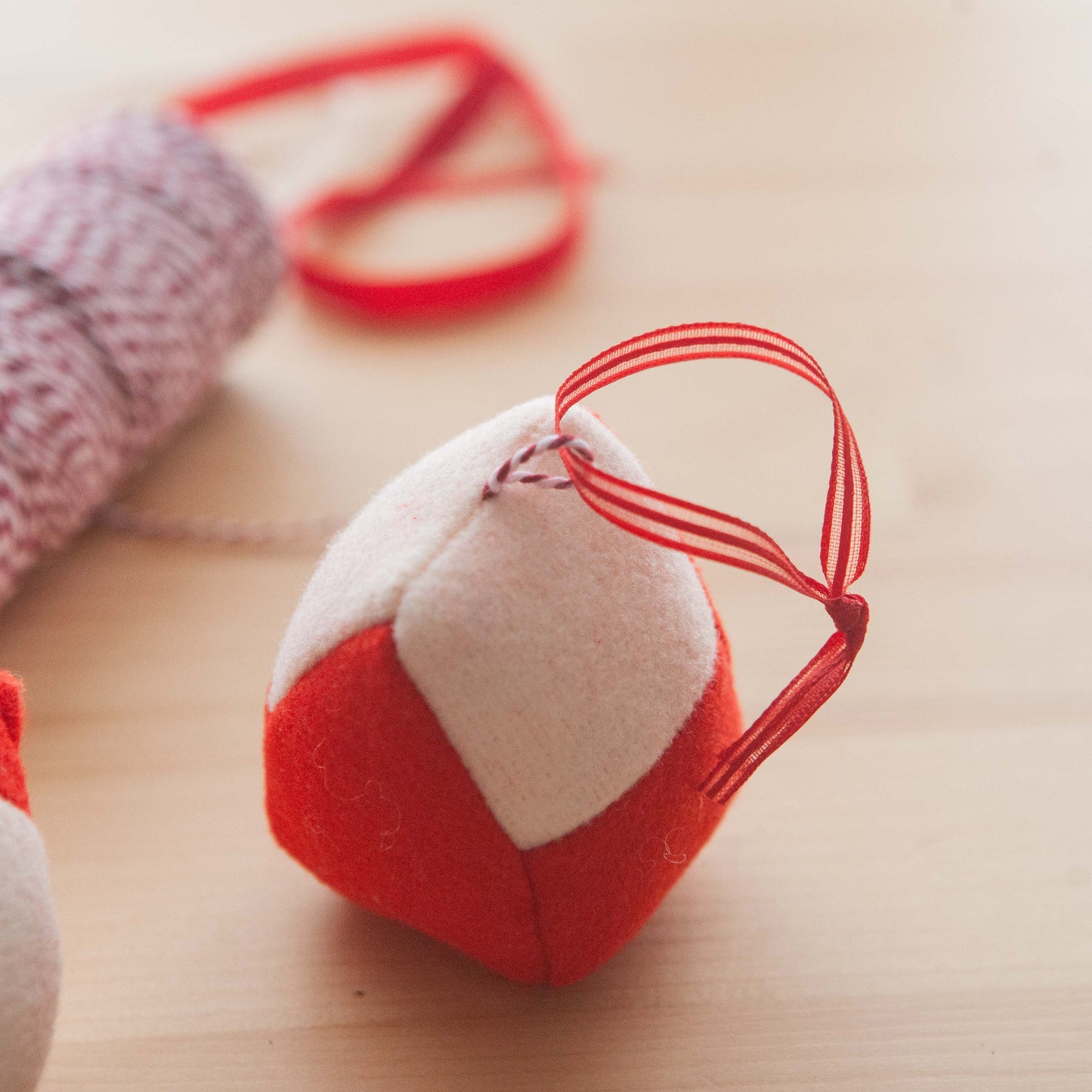 Christmas Ornaments / PDF Pattern and Sewing Tutorial